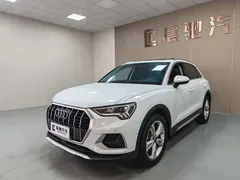 2021 Audi Q3 35 TFSI, белый — фото 1