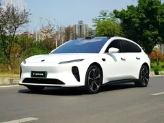 2023 Nio ET5T 75kWh Touring, белый — фото 1