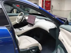 2025 Xiaomi YU7 4WD Max, синий — фото 16