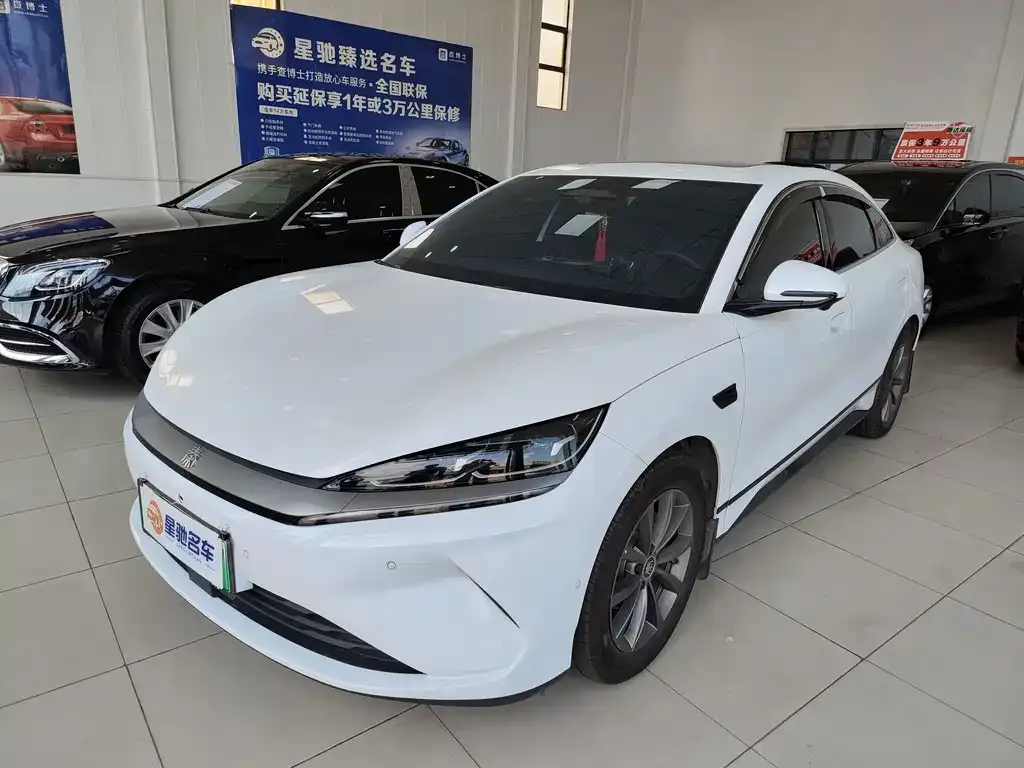 2025 BYD Qin L EV 470km Leading