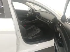 2022 Hyundai Elantra 1.5L CVT GLX Elite, белый — фото 8