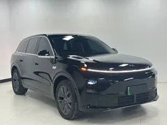 2025 Li Auto L6 Pro, чёрный — фото 3