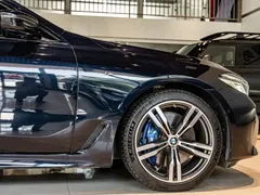 2021 BMW 6 Series GT 6 GT 630i M, синий — фото 5
