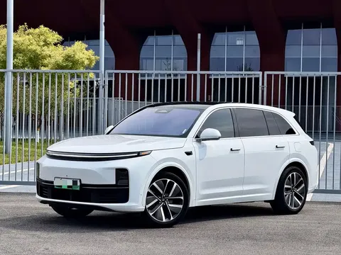 2023 Li Auto L7 Pro