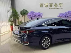 2021 Lexus ES 300h, синий — фото 6