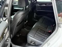 2021 BMW 6 Series GT 630i M, белый — фото 5