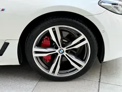 2021 BMW 6 Series GT 630i M, белый — фото 11
