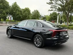 2026 Hongqi H5 1.5T DCT Pro, чёрный — фото 5