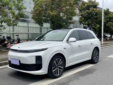 2024 Li Auto L6
