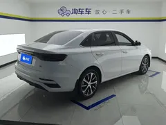 2023 Geely Emgrand 4th Gen Champion 1.5L CVT Premium, белый — фото 3