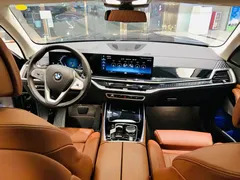 2023 BMW X7 xDrive40i, чёрный — фото 9
