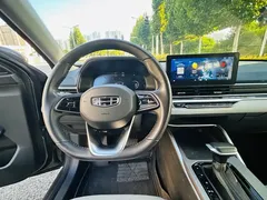 2022 Geely Emgrand 4 1.5L CVT — фото 7