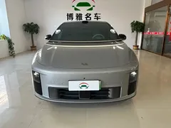 2025 Li Auto i6 4WD Standard — фото 2