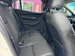 2022 Mazda 3 2.0L AT, белый — фото 15
