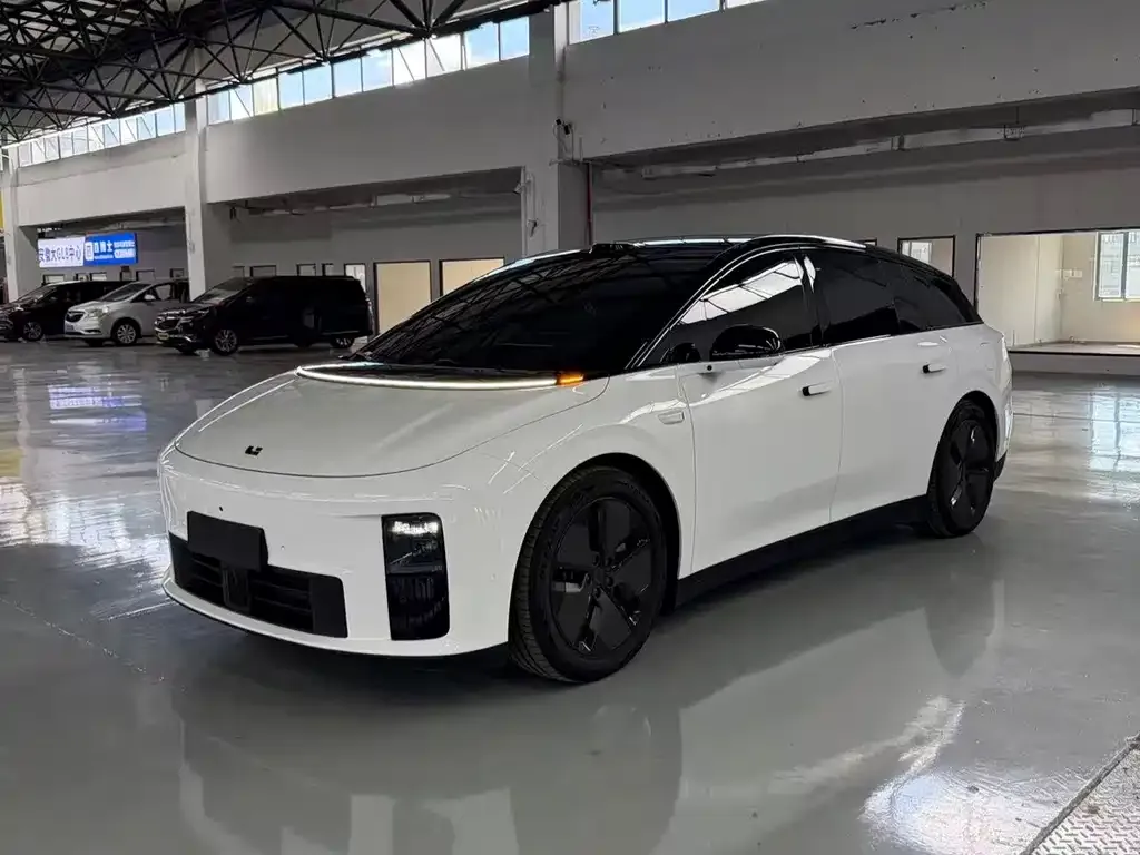 2025 Li Auto i6 2WD Standard