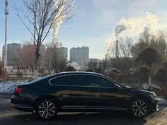 2021 Volkswagen Magotan 330TSI DSG 30, чёрный — фото 8