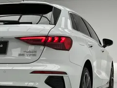 2022 Audi A3 Sportback 35 TFSI, белый — фото 6