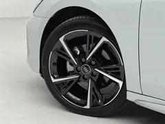 2022 Audi A3 Sportback 35 TFSI, белый — фото 10