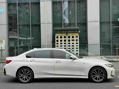 2023 BMW 3 Series 320Li M, белый — фото 4
