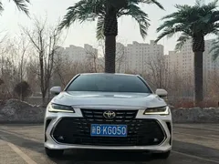 2022 Toyota Avalon 2.0L Luxury, белый — фото 2