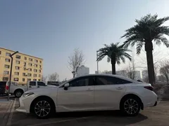 2022 Toyota Avalon 2.0L Luxury, белый — фото 3