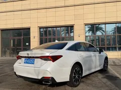 2022 Toyota Avalon 2.0L Luxury, белый — фото 8