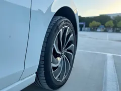 2023 Volkswagen Golf 280TSI DSG Pro, белый — фото 9