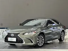 2022 Lexus ES 200, зелёный — фото 1