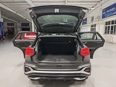 2022 Audi Q2L 35 TFSI — фото 14