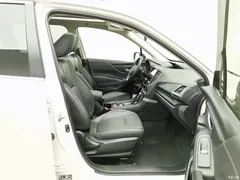 2021 Subaru Forester 2.0i Luxury EyeSight, белый — фото 23