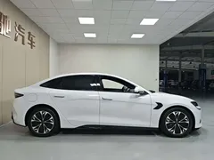 2022 BYD Seal 550km Standard Range RWD Premium, белый — фото 7