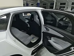 2022 BYD Seal 550km Standard Range RWD Premium, белый — фото 13