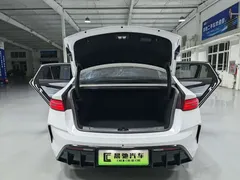 2022 BYD Seal 550km Standard Range RWD Premium, белый — фото 17