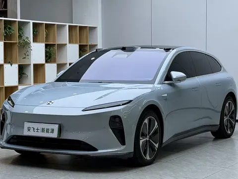 2024 Nio ET5T 75kWh Touring