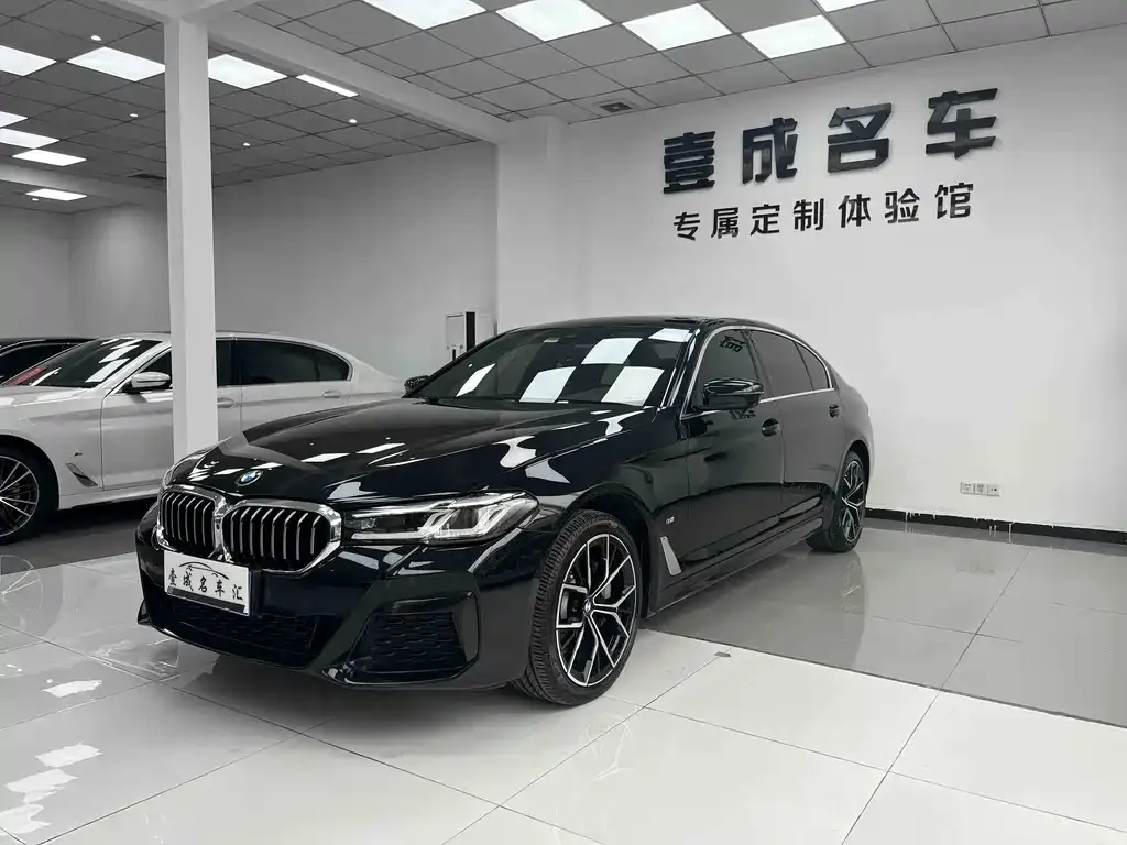2022 BMW 5 Series 530Li Premium M Sport Package
