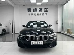2022 BMW 5 Series 530Li Premium M Sport Package, чёрный — фото 2