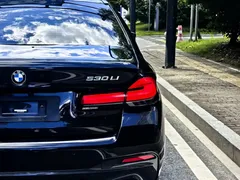 2022 BMW 5 Series 5 530Li M, чёрный — фото 13