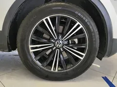 2021 Volkswagen Tiguan L 330TSI AT 2WD Smart Enjoy — фото 6