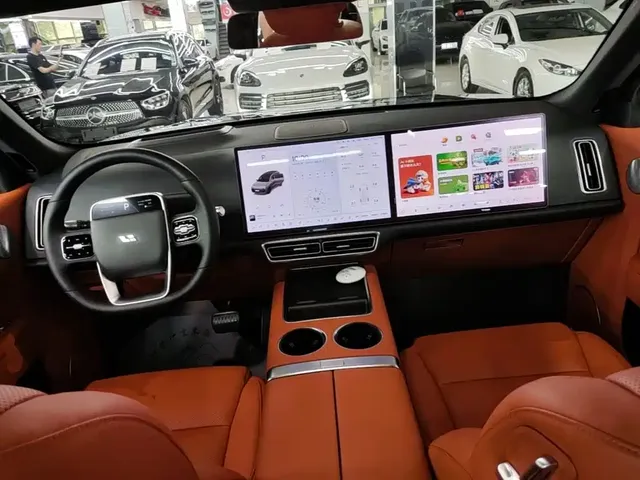2023 Li Auto L8