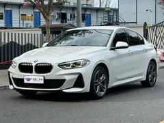 2020 BMW 1 120i, белый — фото 1