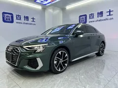 2023 Audi A3L Limousine 35 TFSI Fashion Sport, зелёный — фото 1