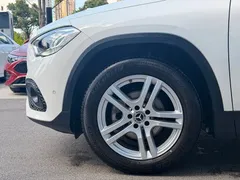 2020 Mercedes-Benz GLA 180, белый — фото 10