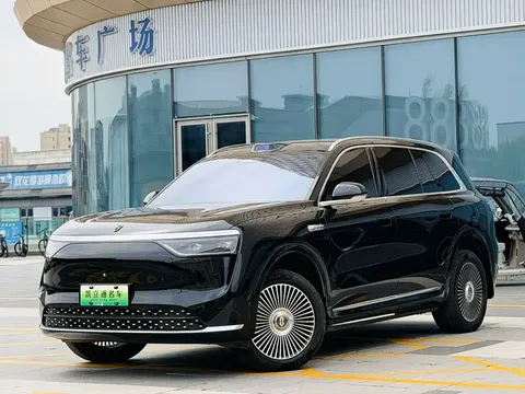 2025 Aito M8 Max+ 53.4kWh 5 192