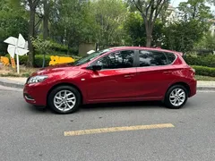 2024 Nissan Tiida 1.6L CVT — фото 6