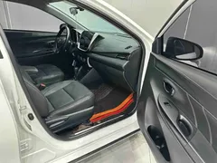 2022 Toyota Yaris L Zhixuan X 1.5L CVT Leading Plus, белый — фото 17