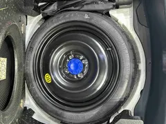 2022 Toyota Yaris L Zhixuan X 1.5L CVT Leading Plus, белый — фото 18