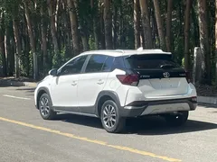2022 Toyota Yaris L Zhixuan X 1.5L CVT PLUS, белый — фото 4