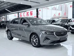 2022 Geely Emgrand 4 1.5L CVT — фото 3