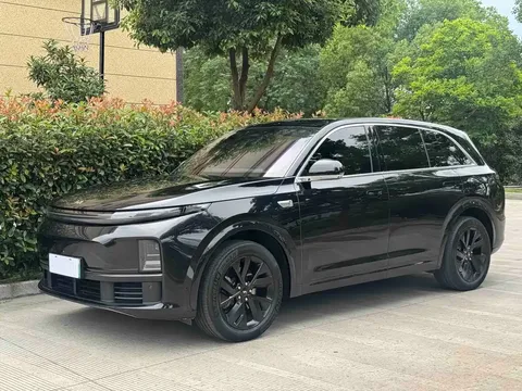 2023 Li Auto L7 Air
