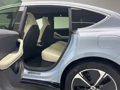 2025 Nio ET5 75kWh, синий — фото 17